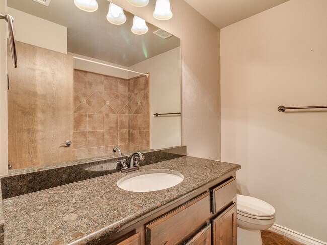 Building Photo - 3813 Normandy Rd