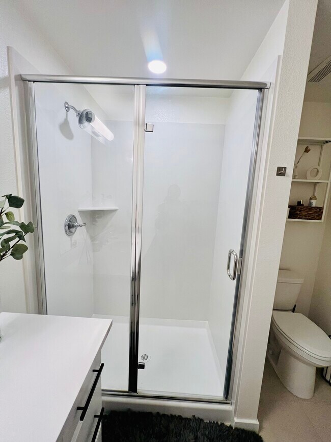 Building Photo - 2431 Cleat Ln