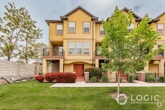 Building Photo - Wonderful Building in Excellent Location! ...
