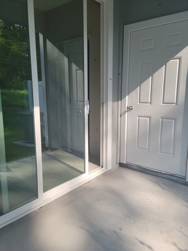 Building Photo - 875 Gate Run Rd