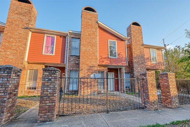 Building Photo - 7726 W Gulf Bank Rd