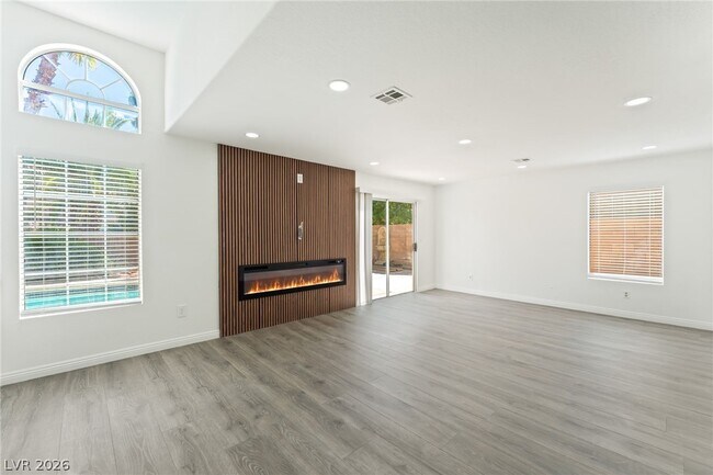 Building Photo - 9417 Low Tide Ct