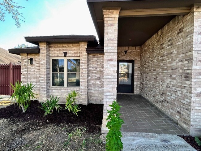 Building Photo - 9108 Tundra Ave