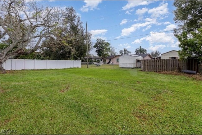 Building Photo - 12937 Fourth St