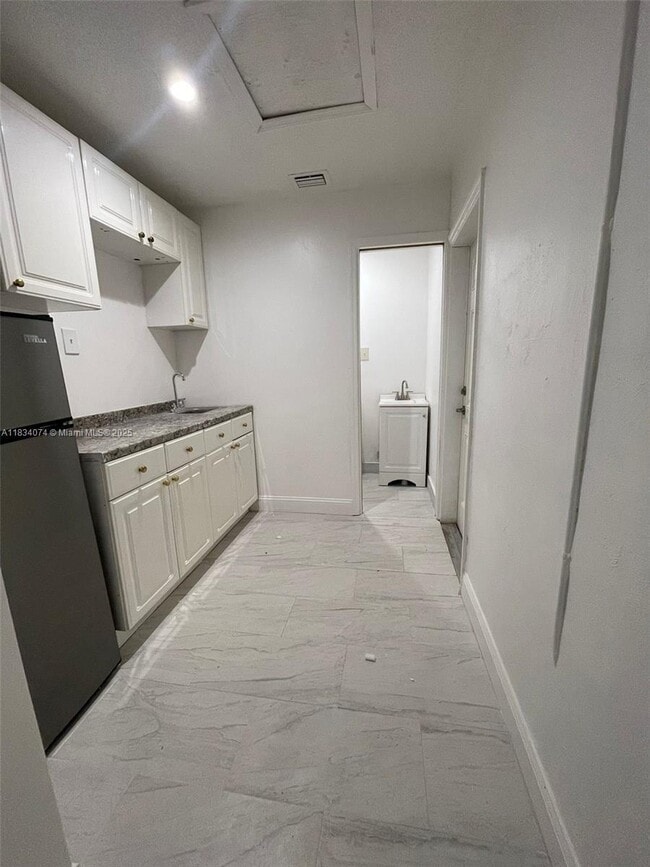 Primary Photo - 4714 NW 50th St