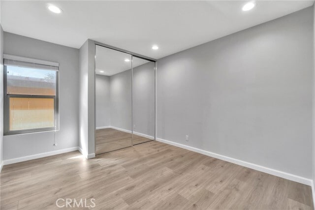 Building Photo - 2335 Dahlia Dr