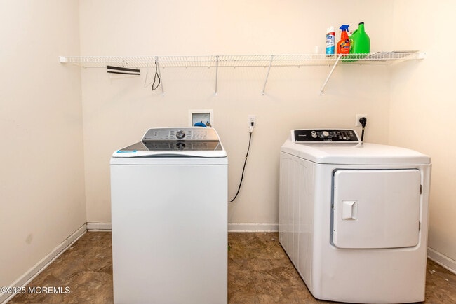 Building Photo - 22 Nautilus Dr