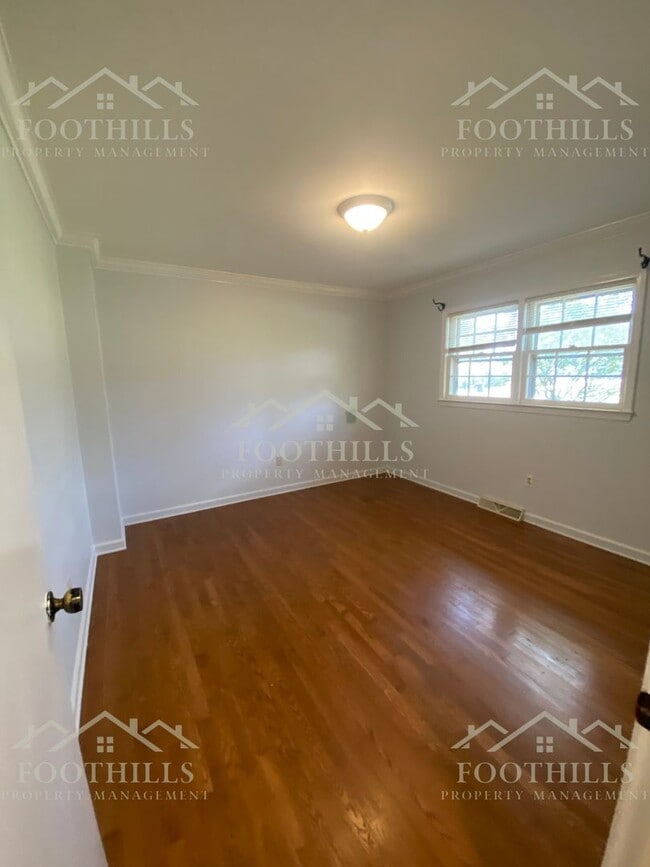 Building Photo - Charming 3BR/2BA Home in Stone Haven