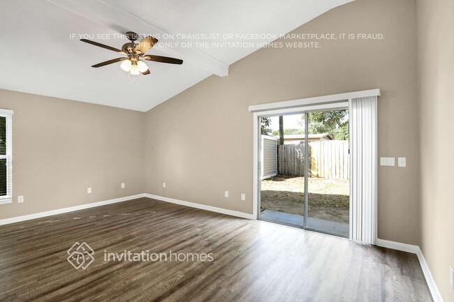 Building Photo - 11678 104th St