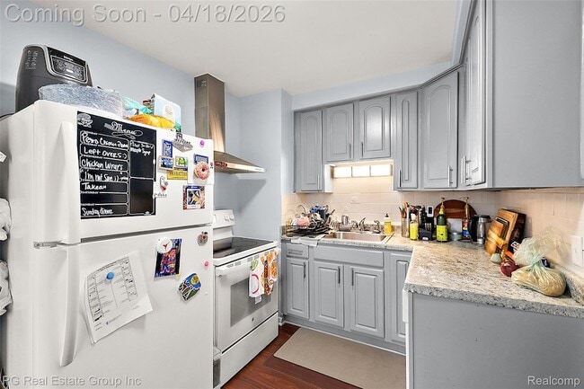 Building Photo - 4307 Cooper Ave