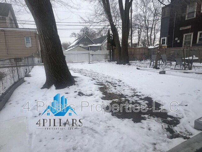 Building Photo - 5647 Sohl Ave