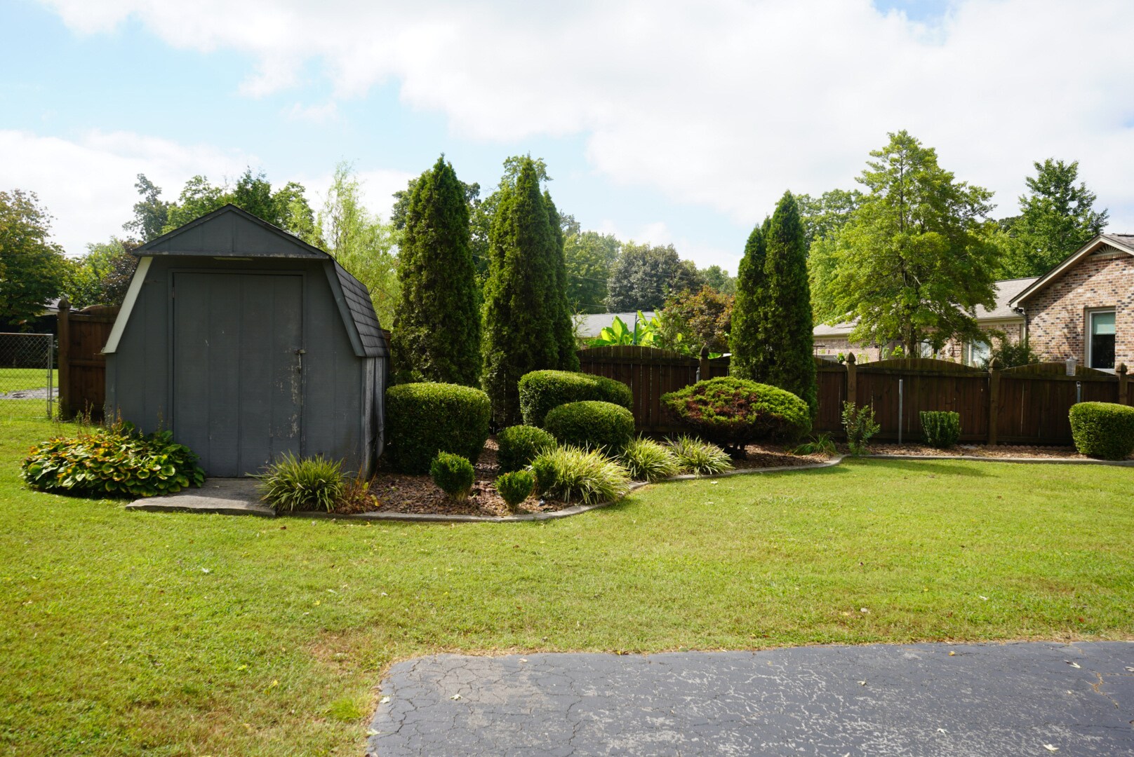Building Photo - 735 Fisk Rd