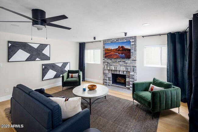 Building Photo - 6174 E Janice Wy