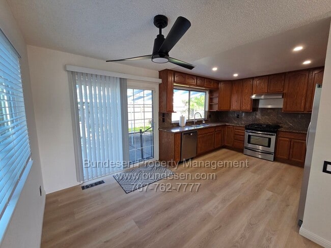 Building Photo - Charming updated 3-Bedroom, 2 bathroom Home with Expansive Outdoor Living in Rohnert Park