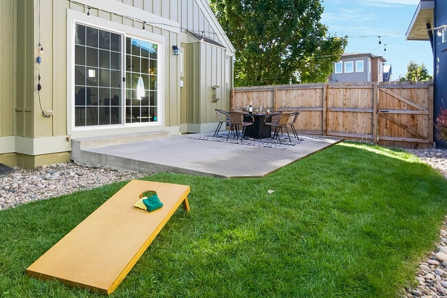 Building Photo - 344 Cajetan St