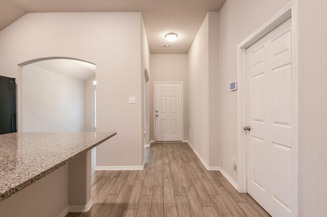 Building Photo - 2233 Garden Square Path