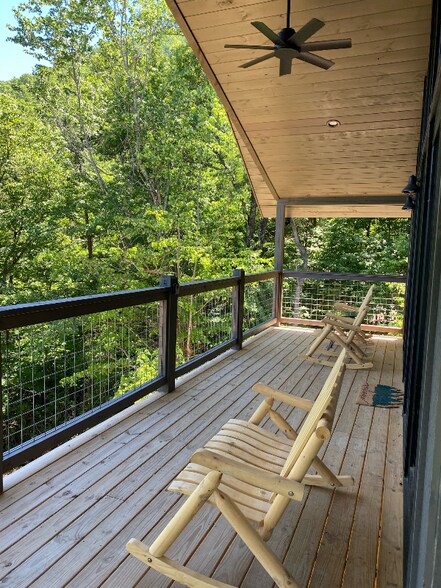 Building Photo - 4227 Round Top Way