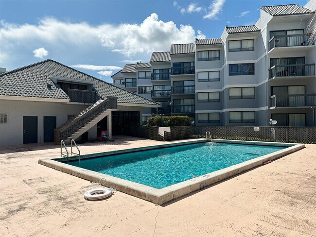 Building Photo - 1920 N Congress Ave