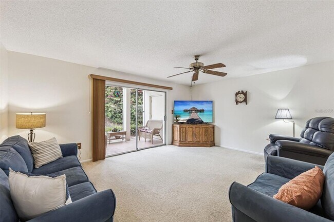 Building Photo - 508 Orange Dr