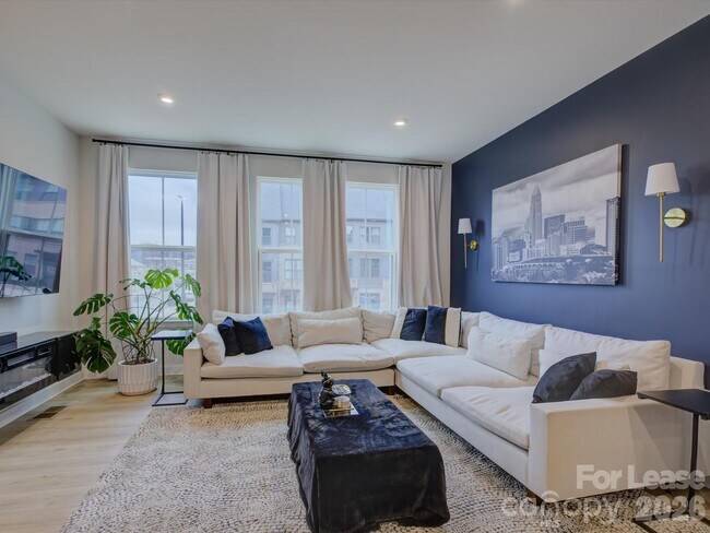 Building Photo - 6112 Station Crossing Ave