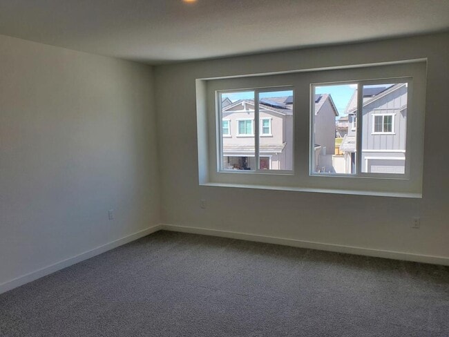 Building Photo - 2057 Shady Tree Cir