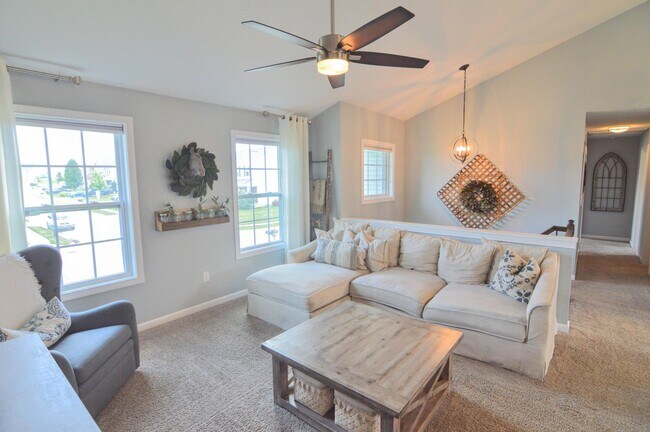 Building Photo - 226 Veneto Dr