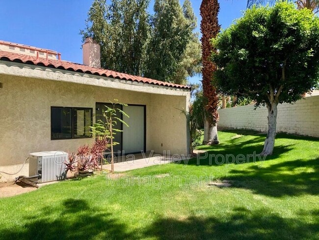 Building Photo - 45414 Driftwood Dr