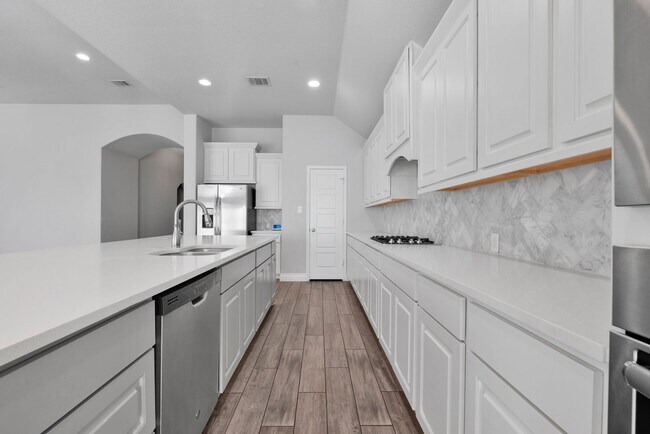 Building Photo - 8823 Haystack Rd
