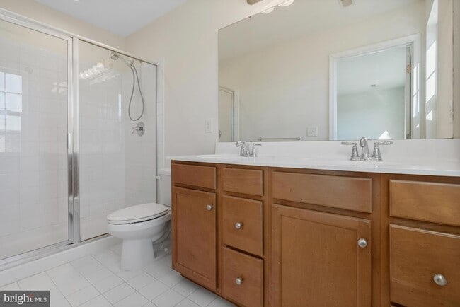 Building Photo - 407 Susan Cir