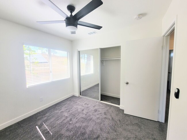 Building Photo - Paloma Del Sol Home- Move in Ready