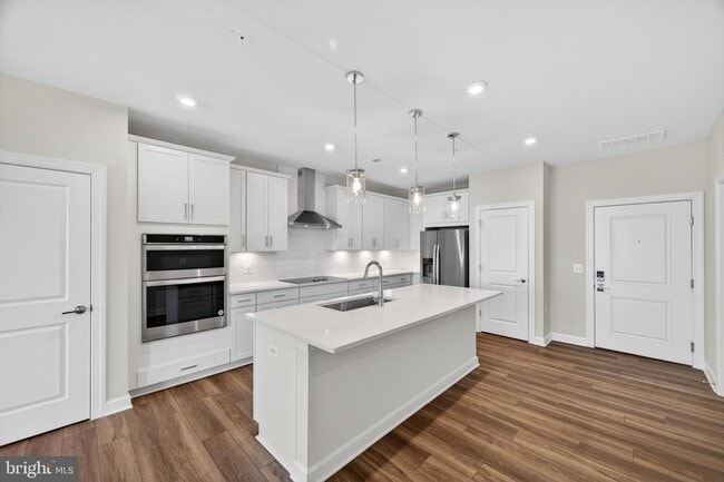 Building Photo - 21630 Hawksbill High Cir