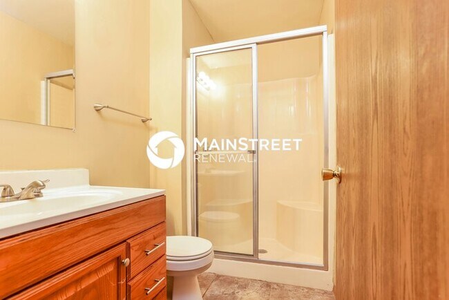 Building Photo - 3 Bedroom Pet-Friendly Home in O'Fallon, MO with Main Street Renewal