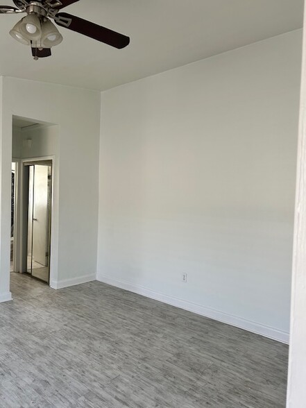 Building Photo - 6314 Park Blvd N