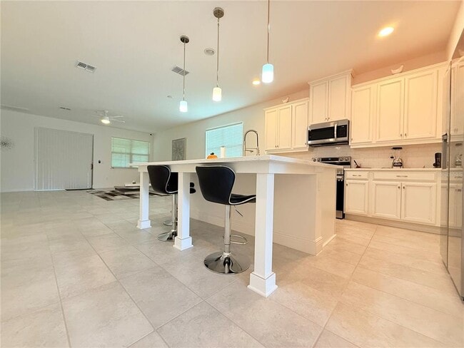 Building Photo - 3112 Oxbow Ct