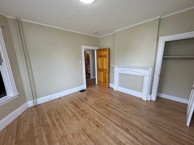 Building Photo - 368 Washington St