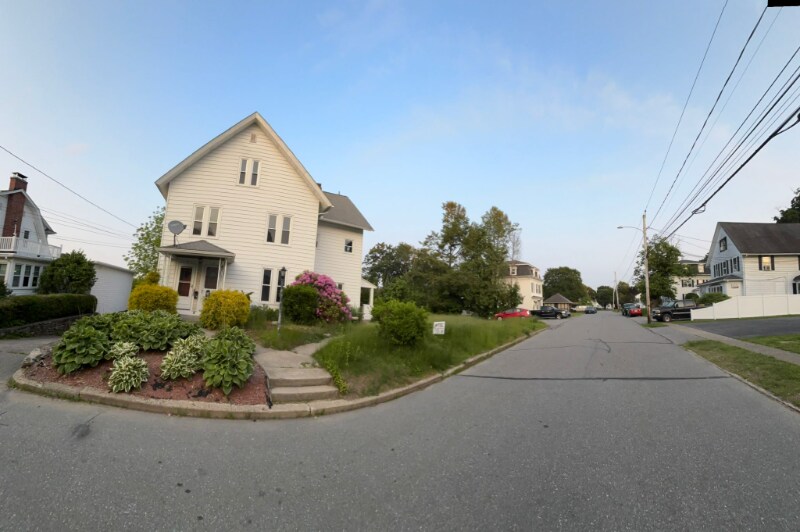 Building Photo - 24 Miles St