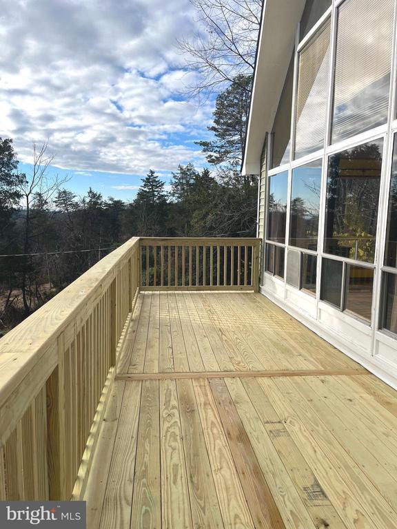 Building Photo - 265 Hill Climb Rd