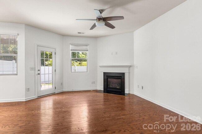 Building Photo - 4037 Black Walnut Wy