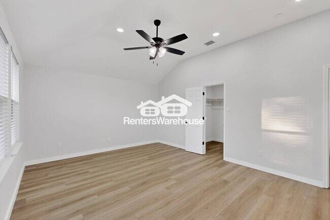 Building Photo - Completely Refreshed Forney Home MOVE IN R...