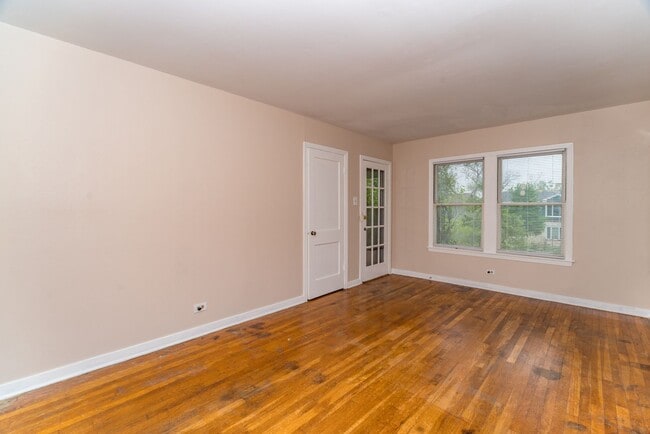 Building Photo - TERRELL HEIGHTS DUPLEX - ALAMO HEIGHTS I.S.D.
