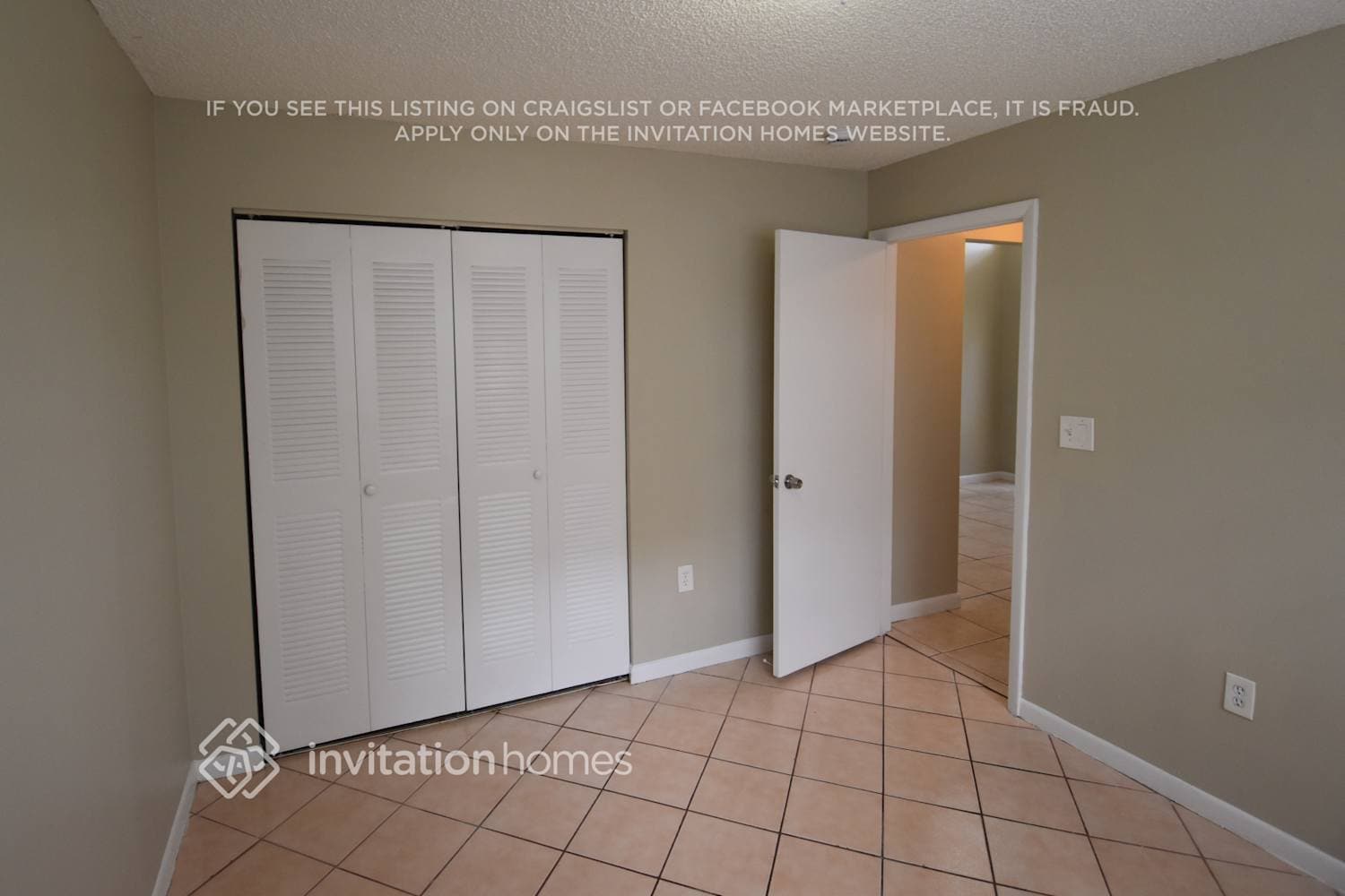 Building Photo - 9949 W Daffodil Ln