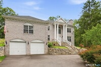 Building Photo - 18 W Haviland Ln