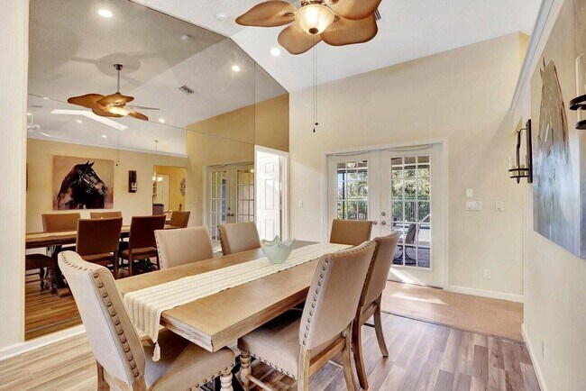 Building Photo - 14148 Paddock Dr