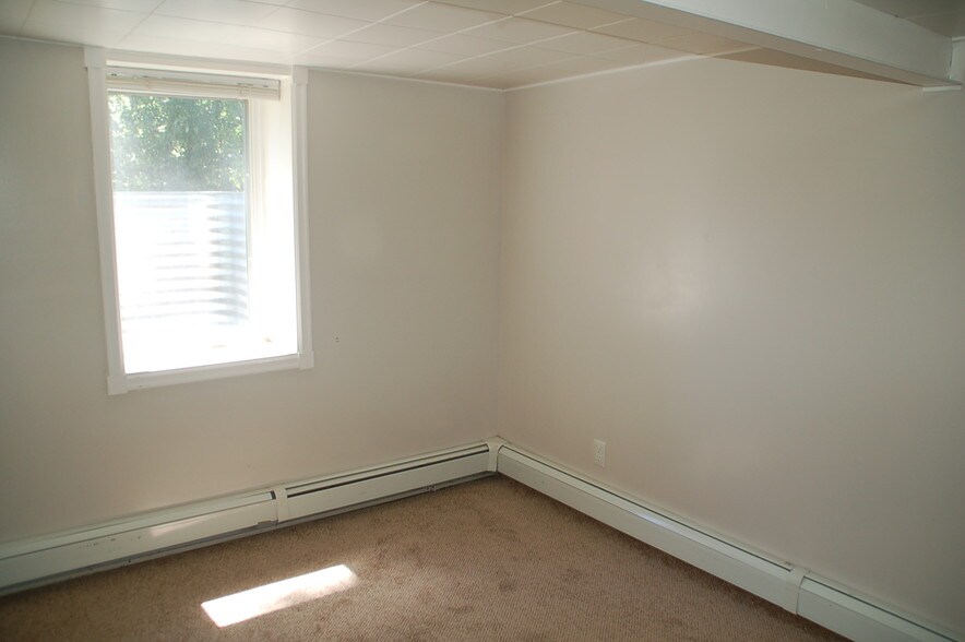 Lower-Level Bedroom - 2301 Pierce St NE