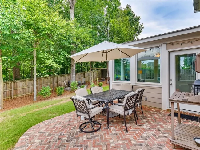 Brick Patio - 2180 Collins Ridge Dr NW