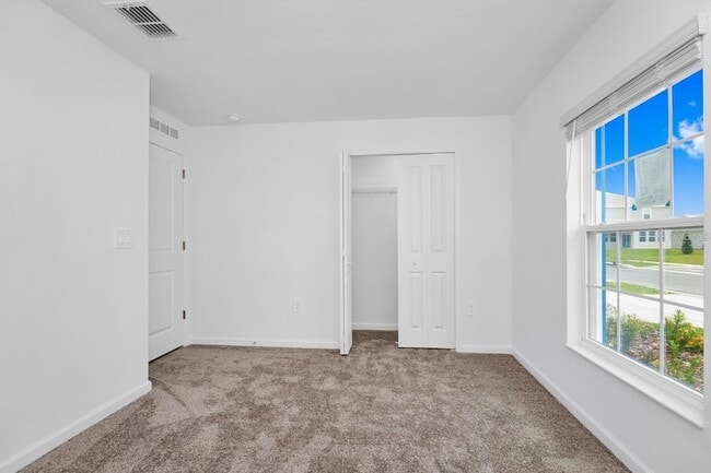 Building Photo - 4057 Ambrose Ave