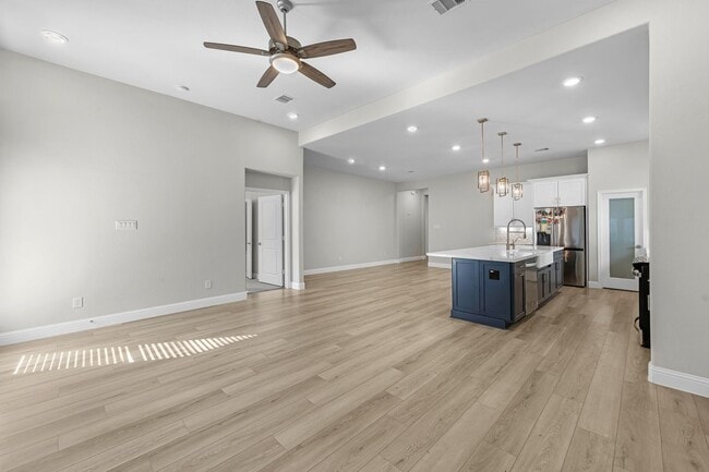 Building Photo - 16606 Tranquility Grove Dr