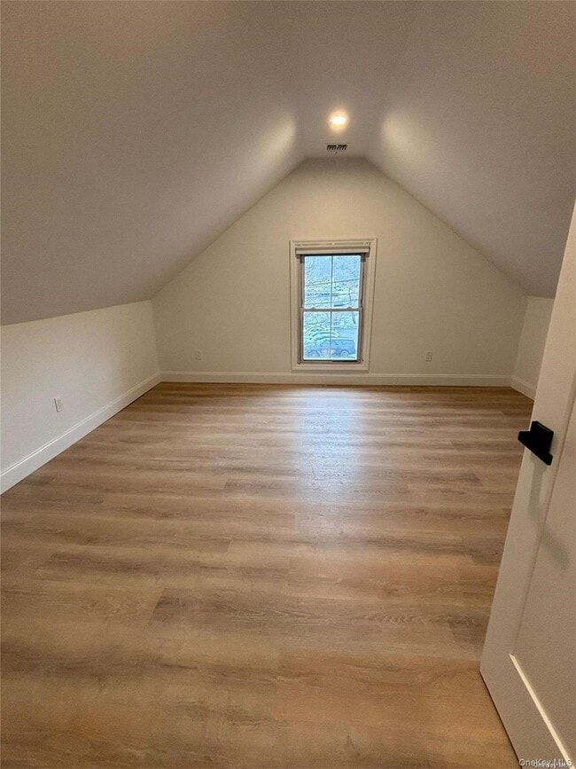 Building Photo - 1353 Old Northern Blvd