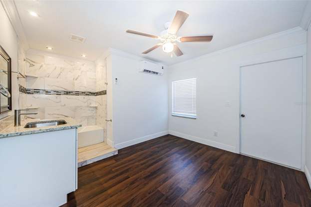 Building Photo - 1624 Coral Way