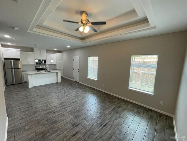 Building Photo - 12 Sandpiper Ave